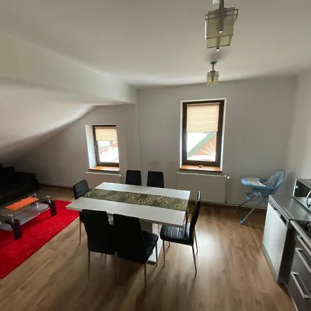 Polanski Z Tarasem Na Dachu * 拉布卡