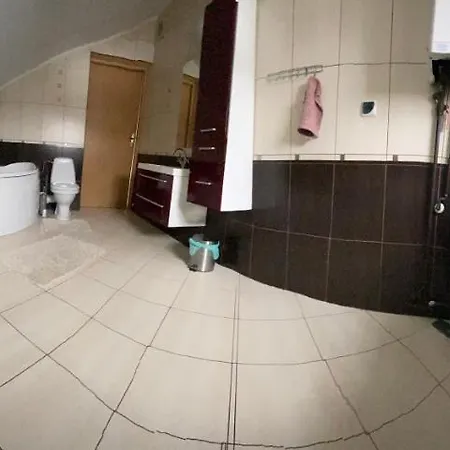 Polanski Z Tarasem Na Dachu 公寓 *